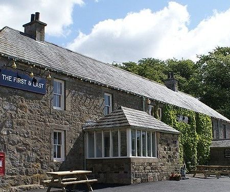 The Gun Inn Ridsdale Extérieur photo
